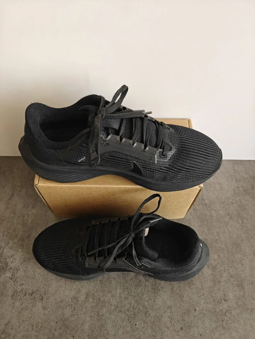 Women’s Nike Air Zoom Pegasus 40 Black – Size 6.5